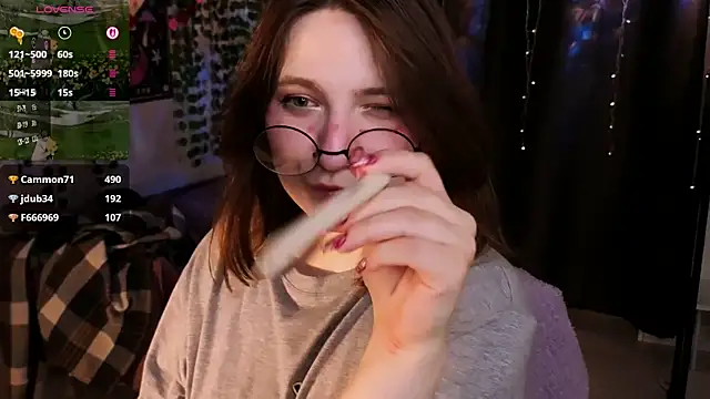 חדר צ'אט בשידור חי של fairy_tara