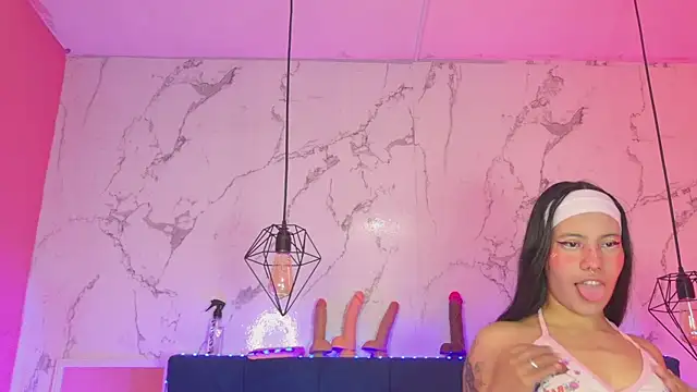 Chat ao vivo de Dakotaa_Johnson