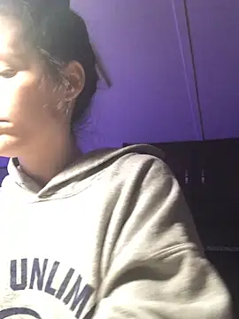 Živá chatovací místnost Lilactease