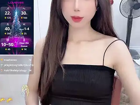 -Alicee- Adlı Modelin Canlı Sohbet Odası