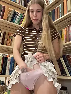 kira_mia Live seks camshow