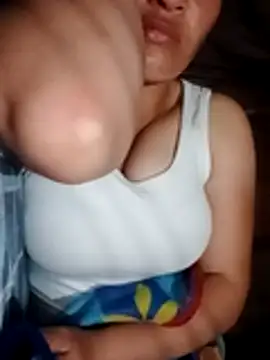 Liky_baby's Live Chat Room