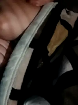 חדר צ'אט בשידור חי של Liky_baby