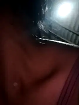 חדר צ'אט בשידור חי של Liky_baby