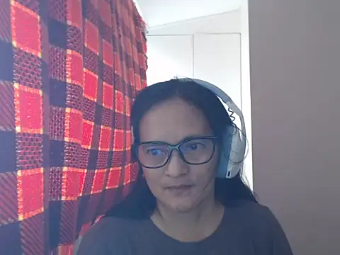 Kinkybela2025 – live chatrum