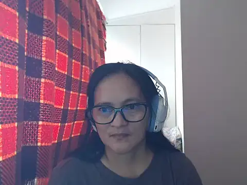 Kinkybela2025 Live chatroom