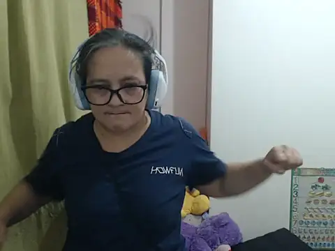 Kinkybela2025's Webcam Show