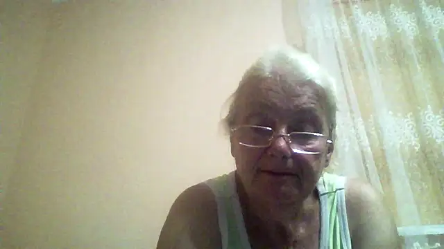 Živá chatovací místnost AmyLove353