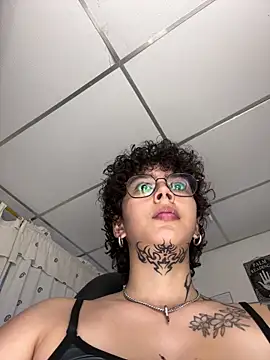 Abby_Evanns1 – Naživo XXX chat