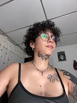 Abby_Evanns1 – Naživo XXX chat