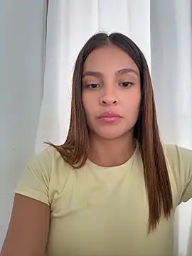 Talia_Bonet's Live Chat Room