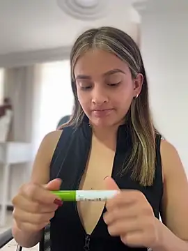 Živá chatovací místnost Talia_Bonet