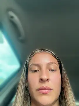 Talia_Bonet 실시간 채팅방