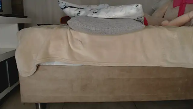Trissa_Benson – live chatrum