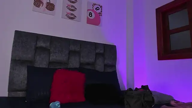 kittymonroe1: δωμάτιο απευθείας συνομιλίας