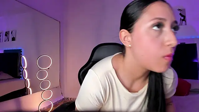 kittymonroe1's Live Chat Room