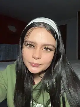 Sala de chat en directo de Selena_Roa