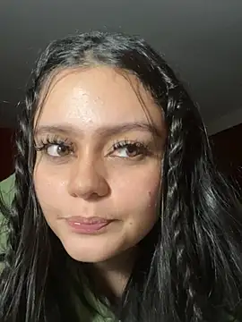 Živá chatovací místnost Selena_Roa