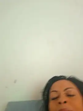 viviana-sexi's Live Chat Room