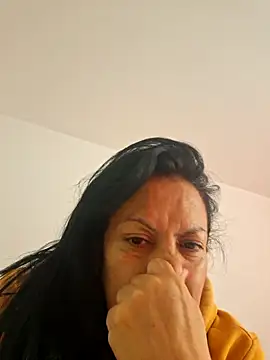 Chat soba uživo modela viviana-sexi