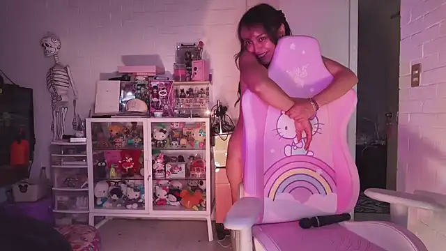 Živá chatovací místnost kaithra