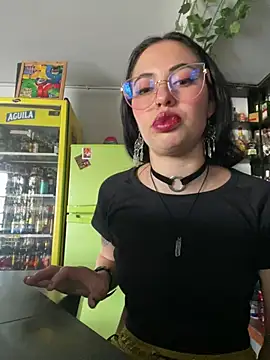 Pokój czatu na żywo – Chuchii05