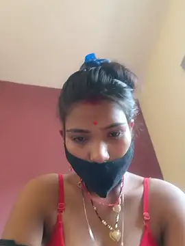 Bhuvika_Love-143 Adlı Modelin Canlı Sohbet Odası