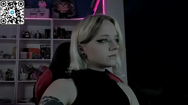 Holy_Mistress_Sn Live chat-huone