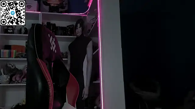 חדר צ'אט בשידור חי של Holy_Mistress_S