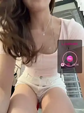 meimei_x élő chatszobája