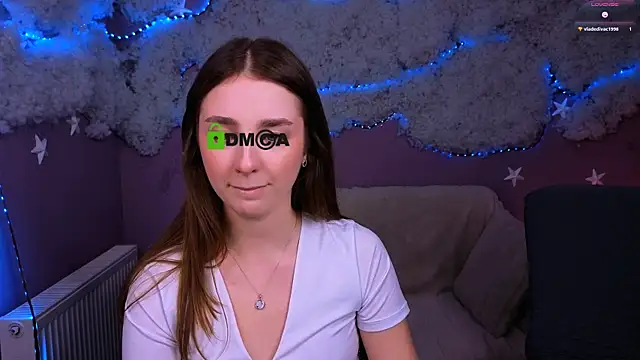 alisabliss' Live Chat Room