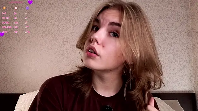 MelodyBaur's Live Chat Room