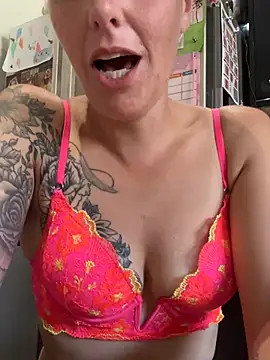 InkedKinkxox Live chatroom