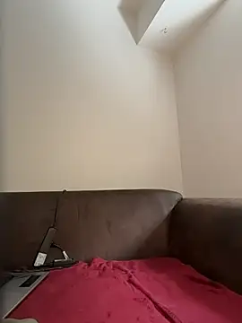 Živá chatovací místnost Blueskynicci666