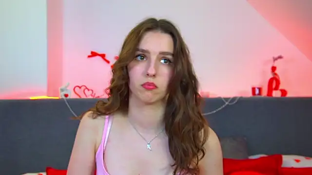 חדר צ'אט בשידור חי של AliceAtkins