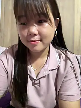 ห้องแชทสดของ love_pusy09