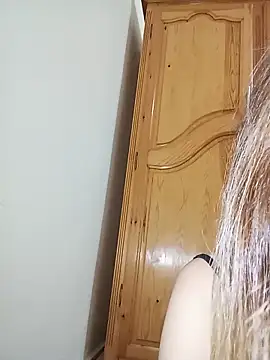 indilasixeey Adlı Modelin Canlı Sohbet Odası
