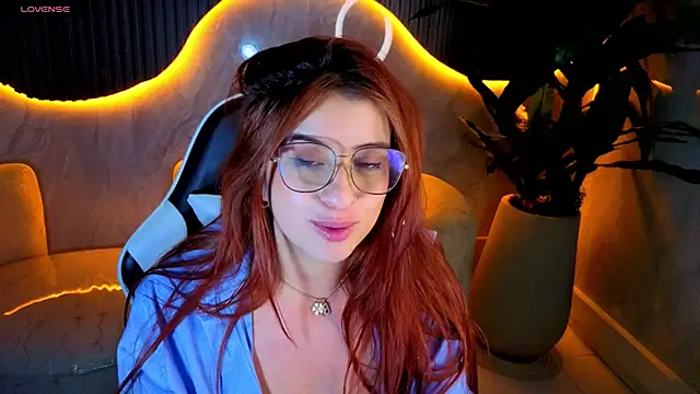 andrea_tasty_tf Adlı Modelin Canlı Sohbet Odası
