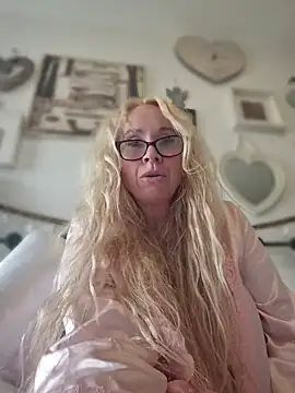 Živá chatovací místnost Ashti_Grace