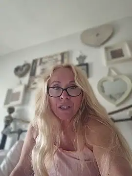 Ashti_Grace Live Chatraum