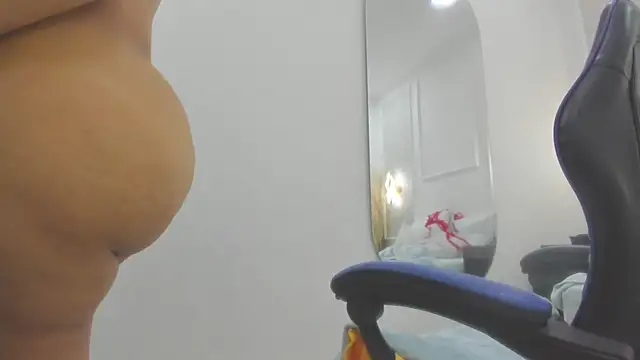 agata18_ 现场聊天室