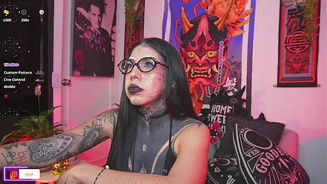 Sala de chat ao vivo de Dalia_Vorhees