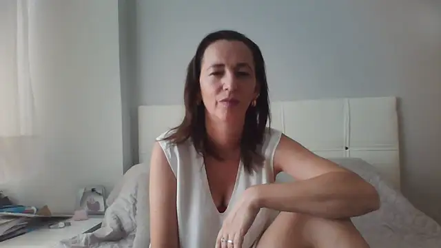 Pokój czatu na żywo – ArianaStarr