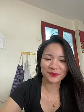 Charming-girl- Adlı Modelin Canlı Sohbet Odası