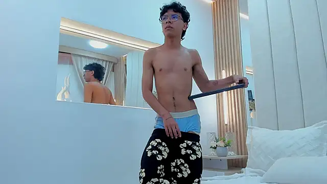 adams_bobby – live sex-cam-show