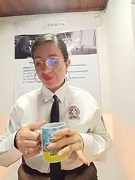 Valentina--1 Live chatroom