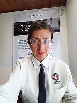 Valentina--1 Adlı Modelin Canlı Sohbet Odası