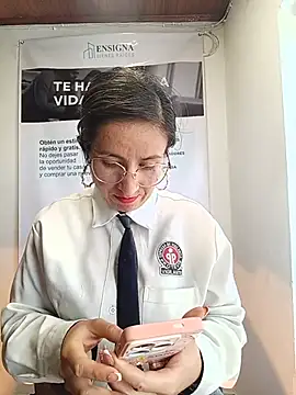 Valentina--1's Live Chat Room