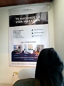 Valentina--1 Adlı Modelin Canlı Sohbet Odası