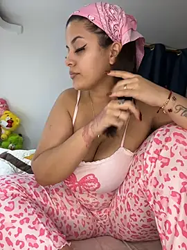 amellita-33 Live Chatraum
